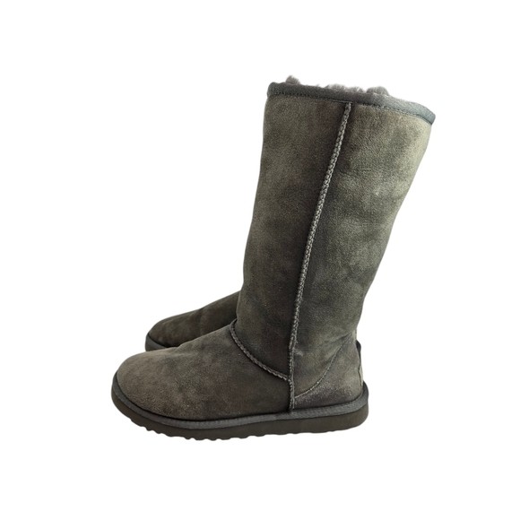 Ugg 5185 gray tall classic shearling boots - Picture 1 of 7